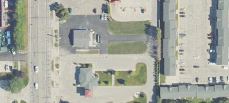 Retail Strip Center with End-Cap