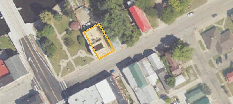 Turn-Key Bar and Restaurant Building