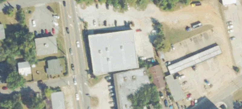 Office Building with 21 Parking Spaces