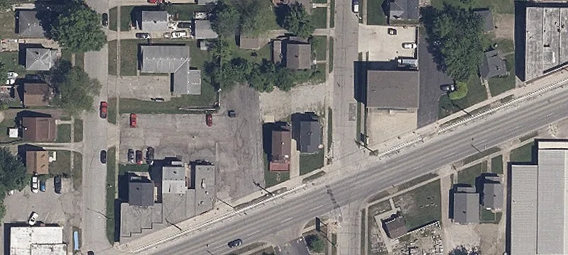 Freestanding Office Building with Yard