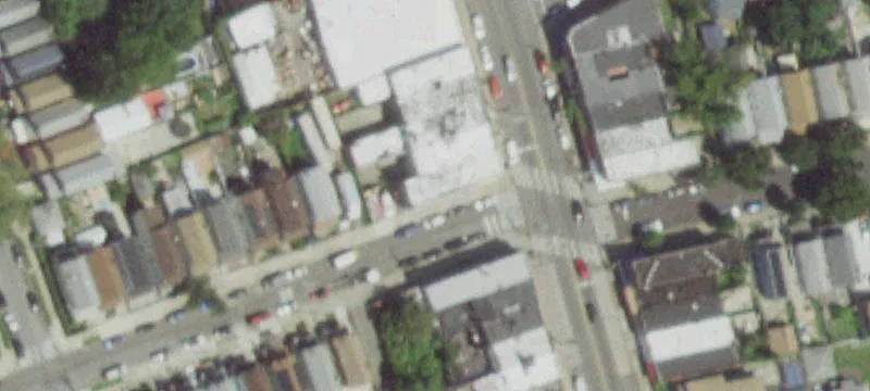 Mixed-Use Triplex with Garage