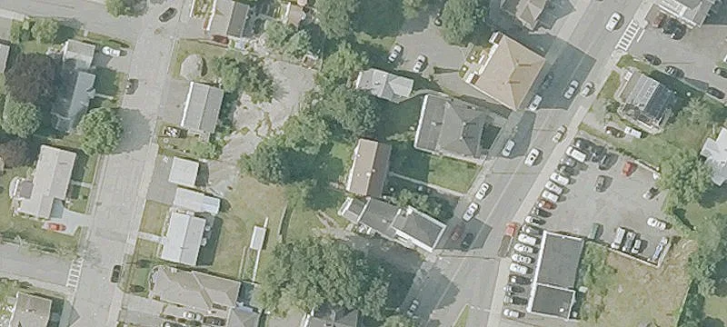 Three-Unit Triplex with Yard