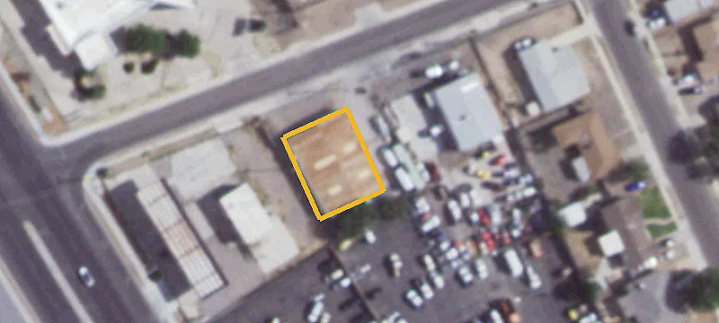 Warehouse with Fenced Yard