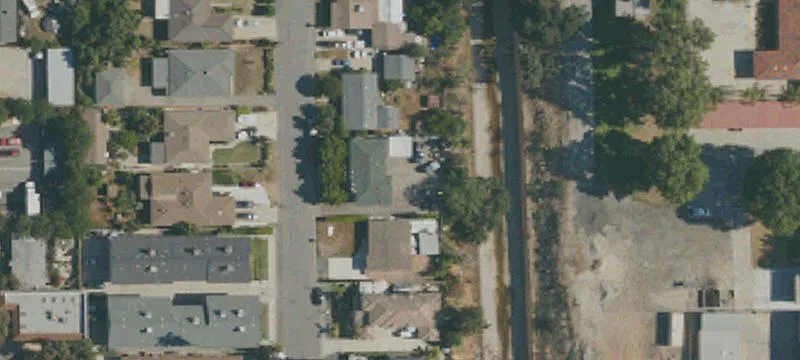 Updated Four-Unit Apartment Building