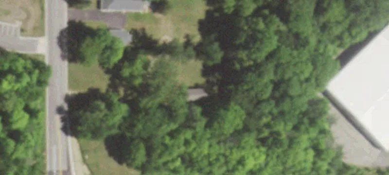 Storage Building on Commercial Land