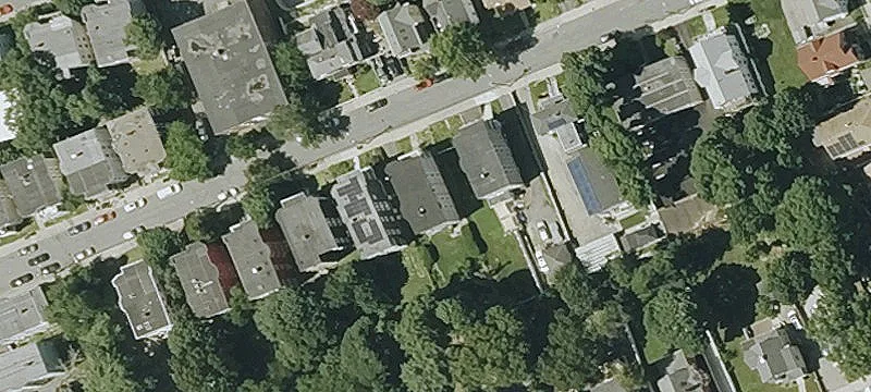 Three-Deck Triplex with Rear Yard
