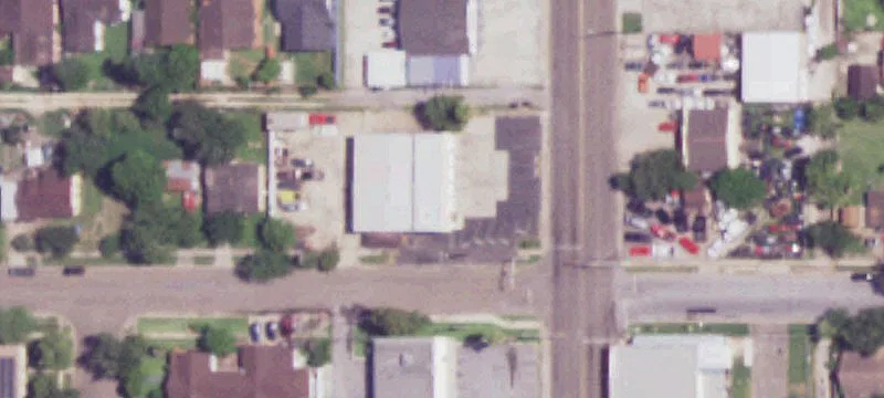 Auto Shop with Wrecker Service