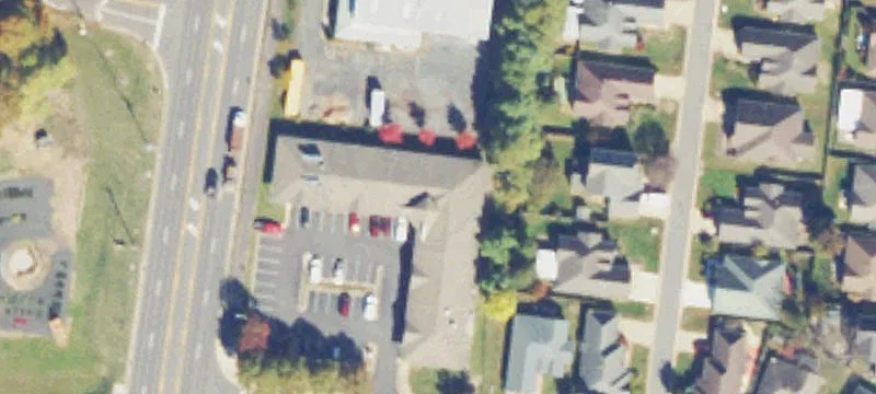 Multi-Tenant Retail Office Suites