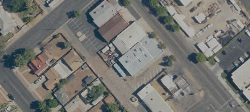 Single-Story Shop/Warehouse