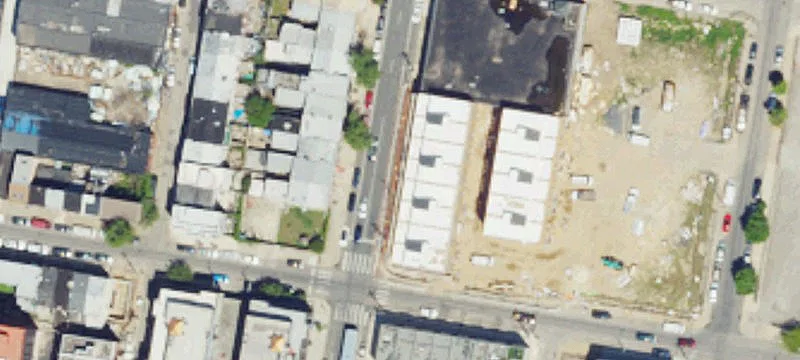 Double-Wide Live-Work Building