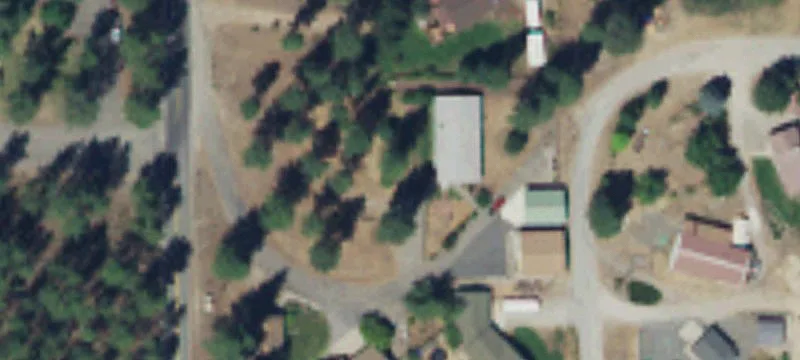 Low-Bank Riverfront Land
