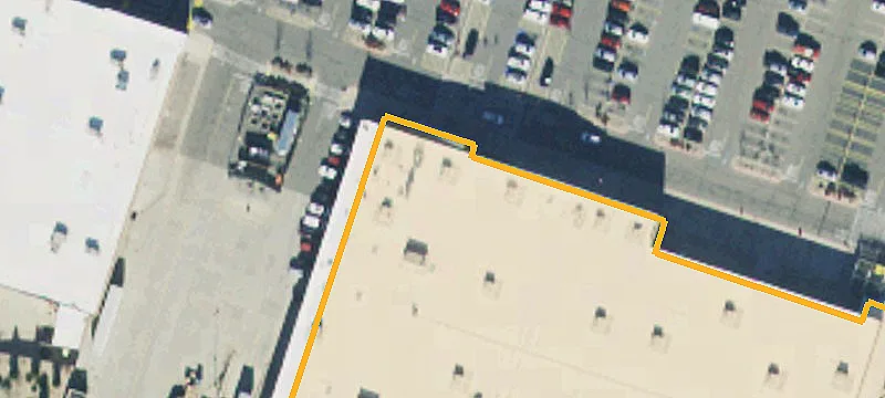 Retail Building with Gross Leasable Area