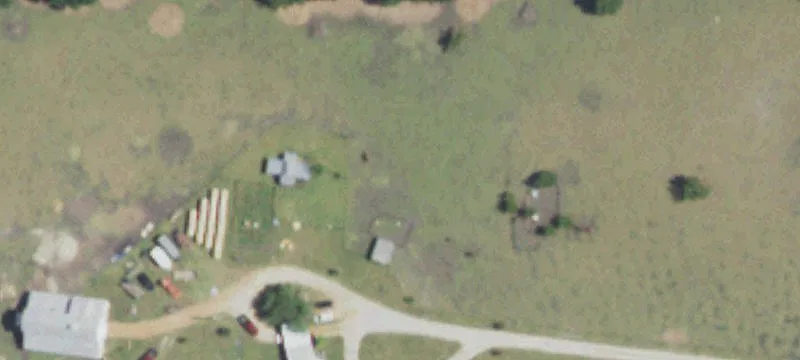 Horse Ranch with Barn and Quarters