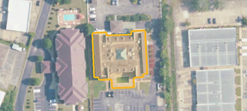 3-Story Hotel with Restaurant