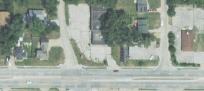 Former Laundromat Retail Building