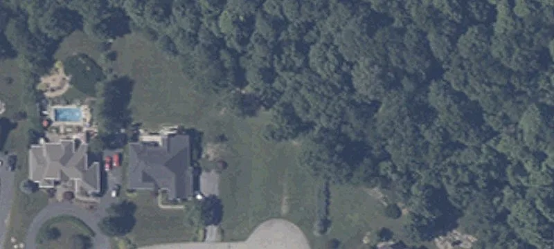Vacant Cul-de-Sac Home Site