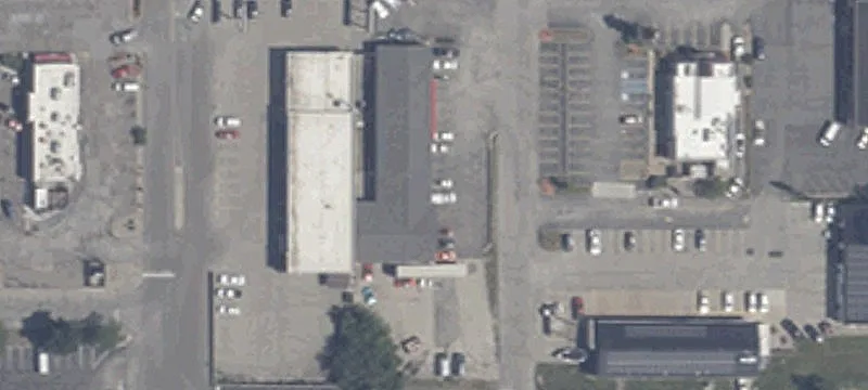 Single-Tenant Coffee Building with Ground Lease