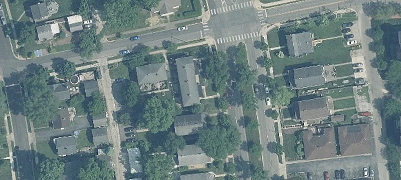 Brick 4-Unit Multifamily Building
