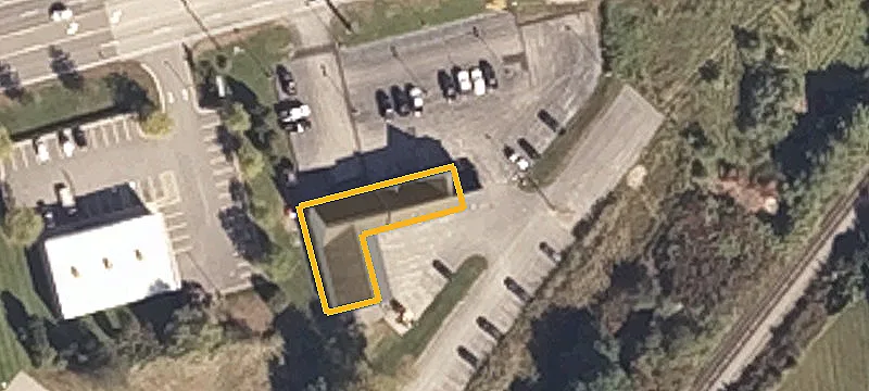Retail Building with Reuse Potential