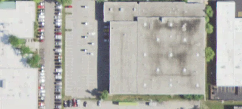 Warehouse with Office and Docks