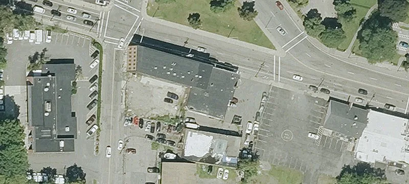 Auto Repair and Convenience Store
