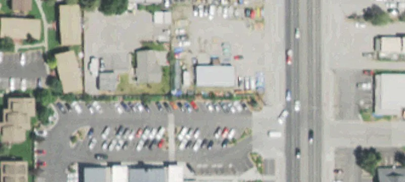 Retail Pad Within Grocery Lot