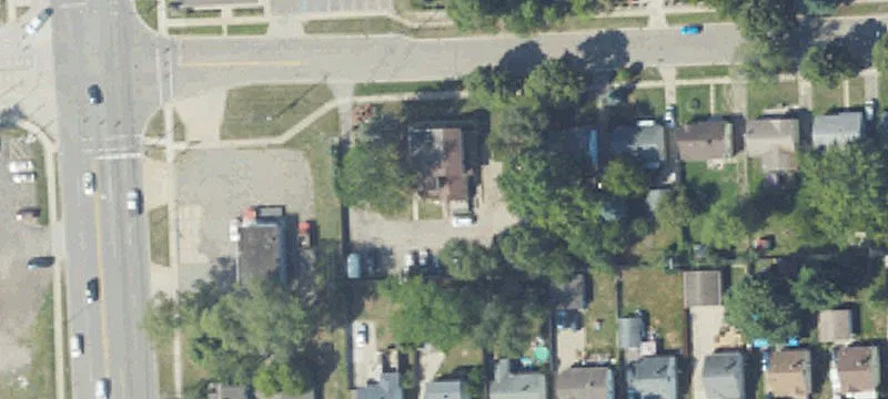 Renovated 11-Unit Studio Apartment Building