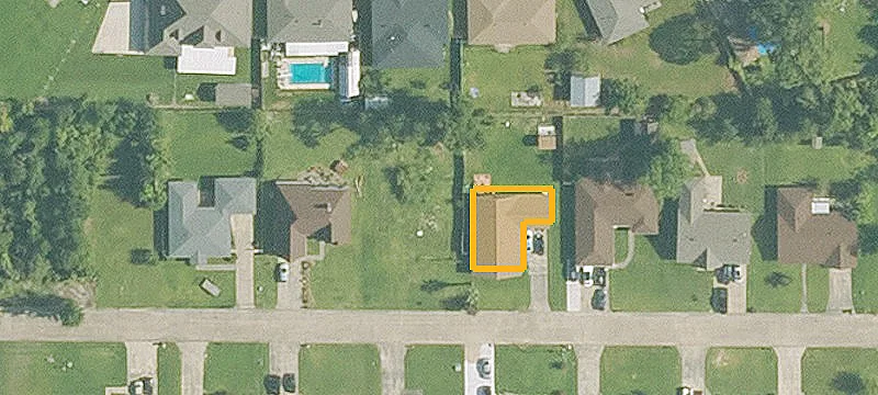 City Lot on Dead-End Street
