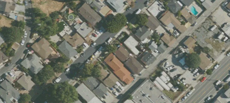 Four-Plus Bonus Unit Apartment Building