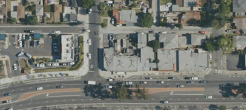 Multi-Tenant Retail Storefront