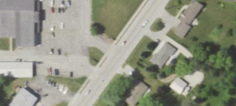 Piggly Wiggly Leased Grocery Building