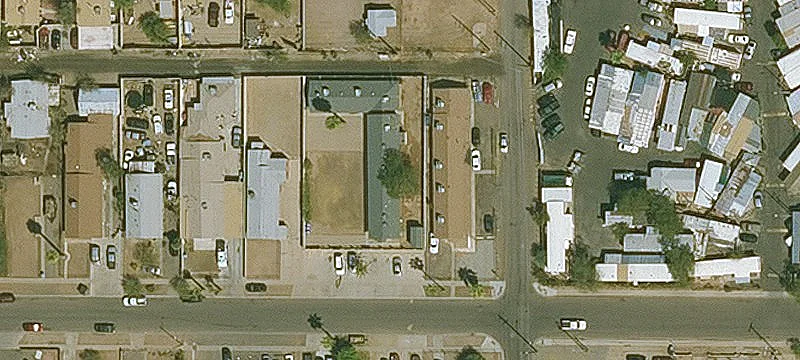 10-Unit Garden-Style Apartment Building