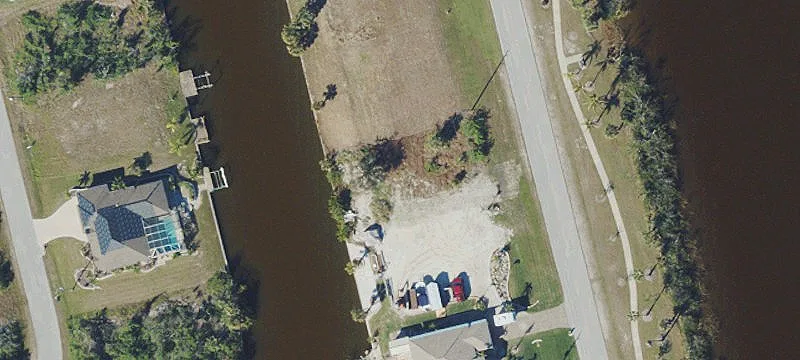 Gulf Access Waterfront Land