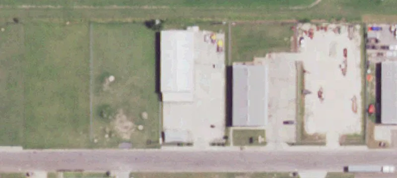 Retail-Warehouse Flex Building