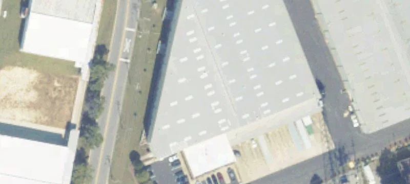 Industrial Distribution Facility with Rail
