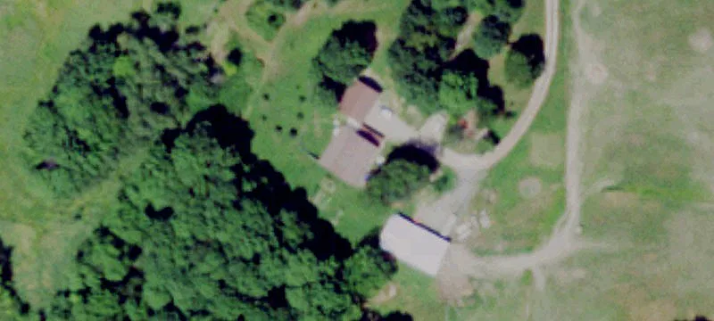 Equestrian Estate with Horse Barn