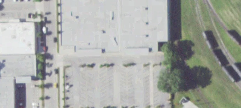 Unanchored Strip Center at Corner