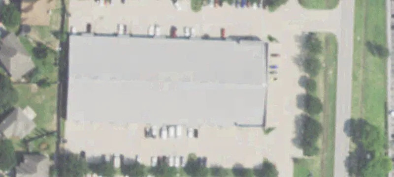 Flex Warehouse with Grade-Level Door