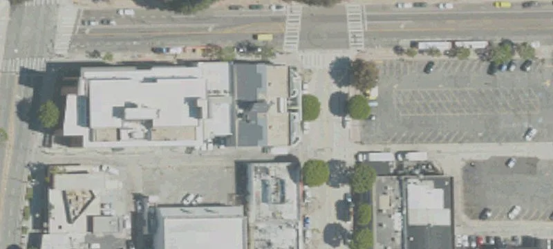 Single-Tenant Office Building