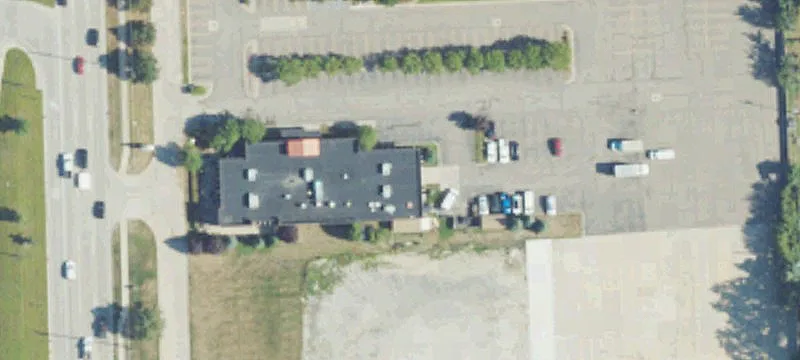 Mixed-Use Retail and Office Building