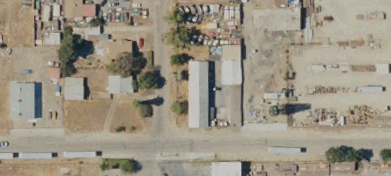 M-1 Warehouse with Vehicle Bays