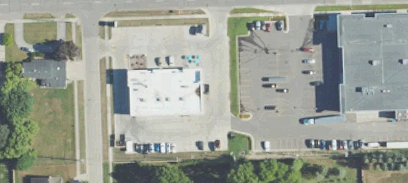 High-Visibility Commercial Storefront Space