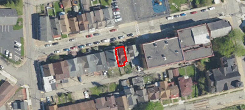 Two-Story Duplex with Laundry