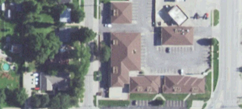 Retail/Office Space in Center