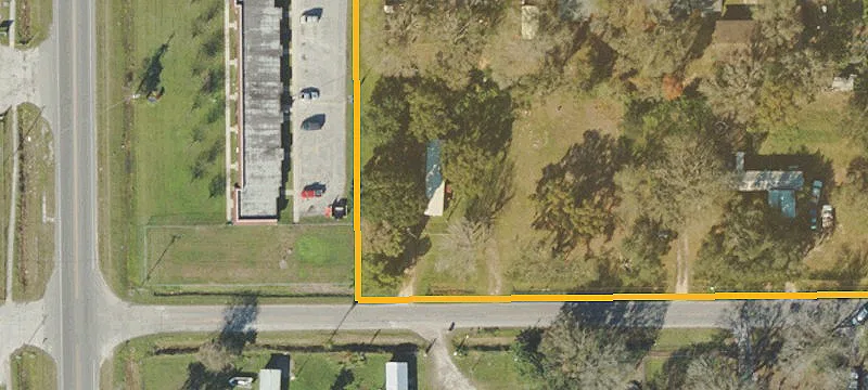 Vacant Land Site Near Retail Corridors