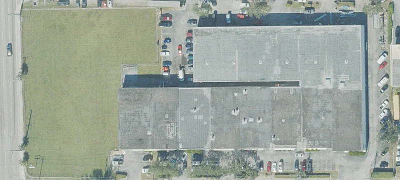 Warehouse Lease with Partial Office