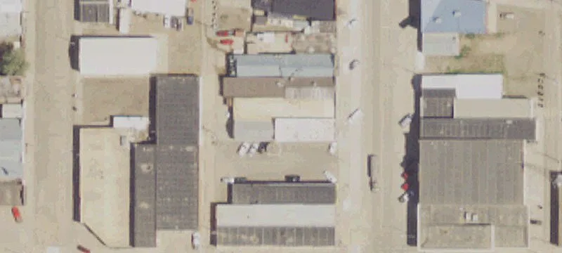 Liquor Store and Retail Building