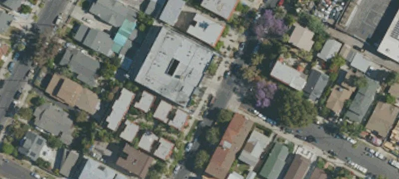 1921 Duplex with Rear Parking