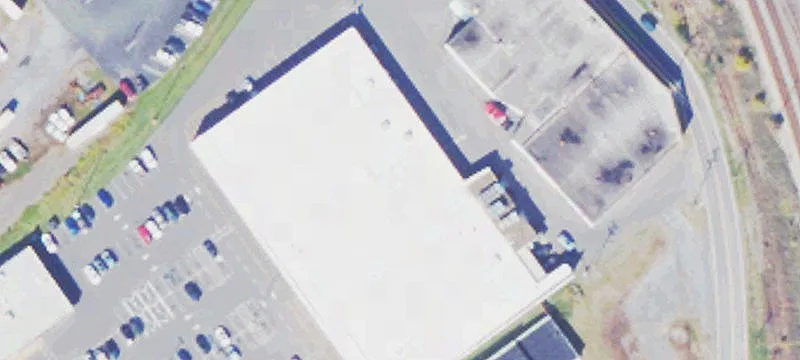 Anchored Food Retail Center