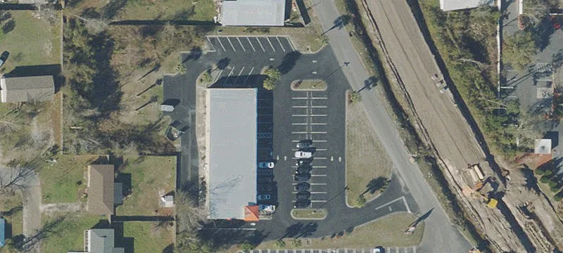 Retail Center Inline Space